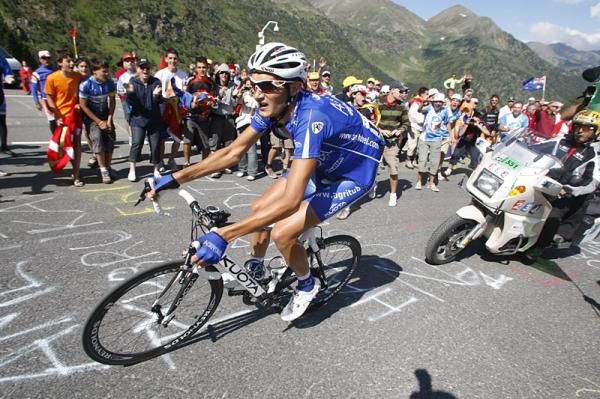 Brice Feillu (Agritubel) rides towards Tour de France stage seven win in Arcalis
