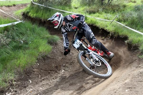 Rhys Atkinson on his way to fifth in the elite men's race