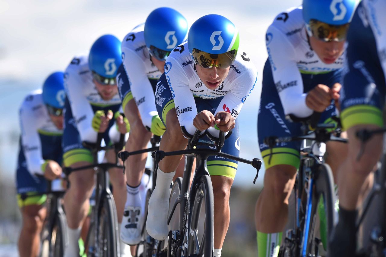 Orica-GreenEdge in the team time trial in Tirreno-Adriatico