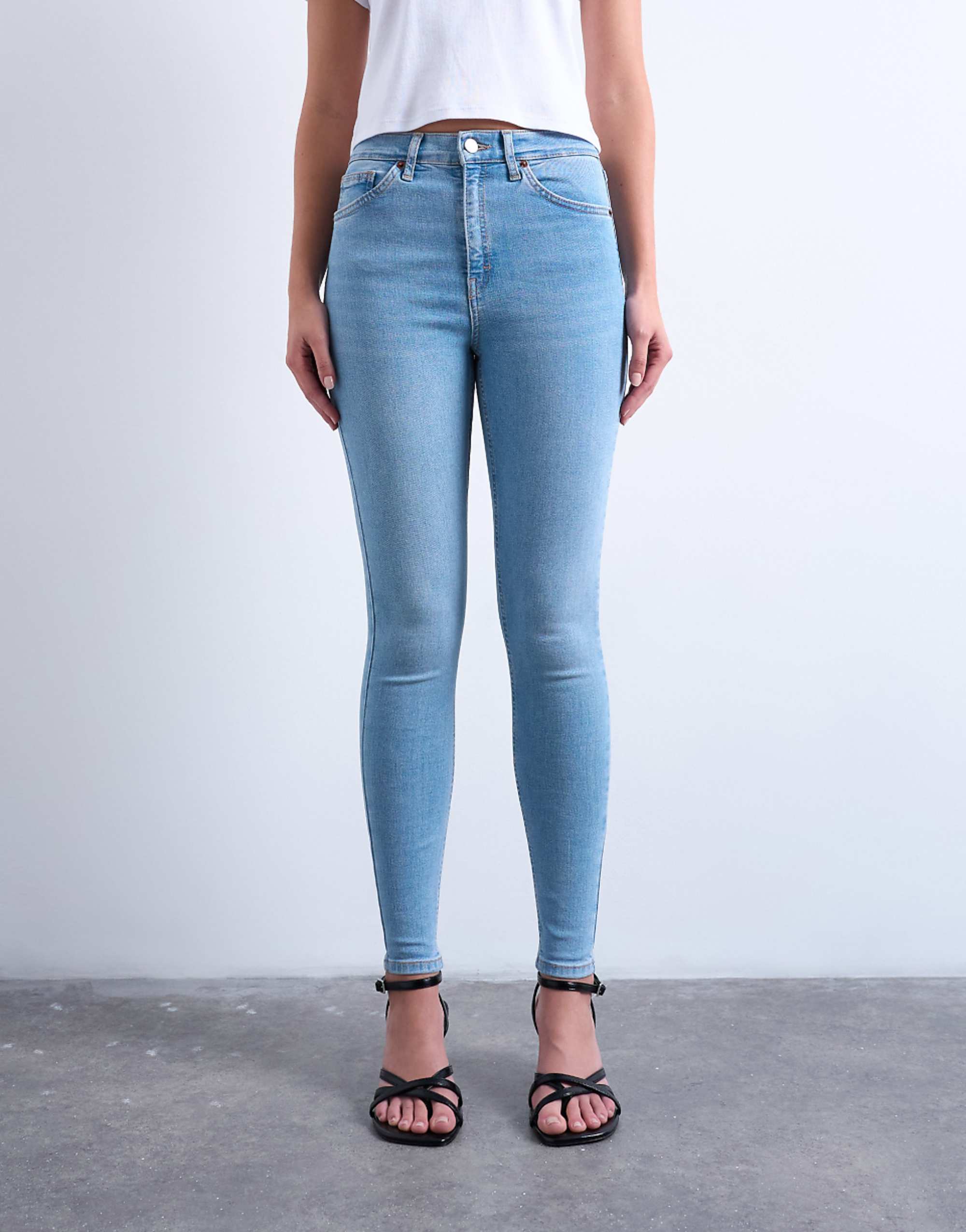 Topshop Jamie High Rise Skinny Jean in Bleach