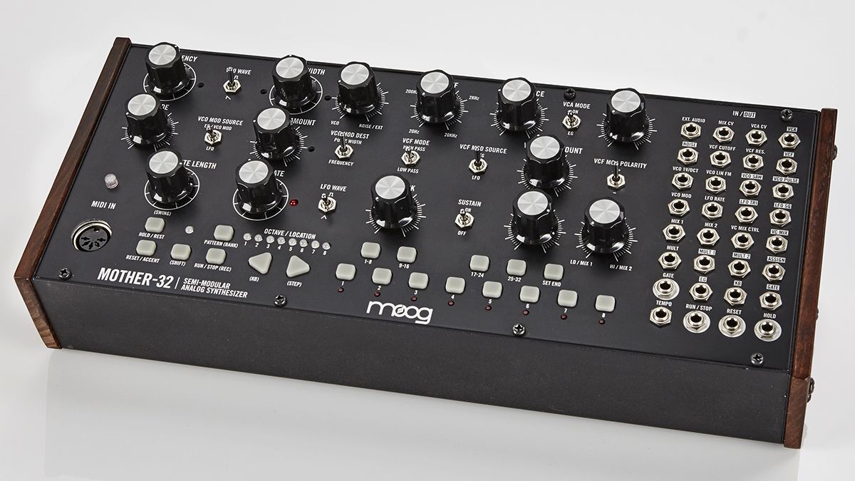 Moog Mother-32