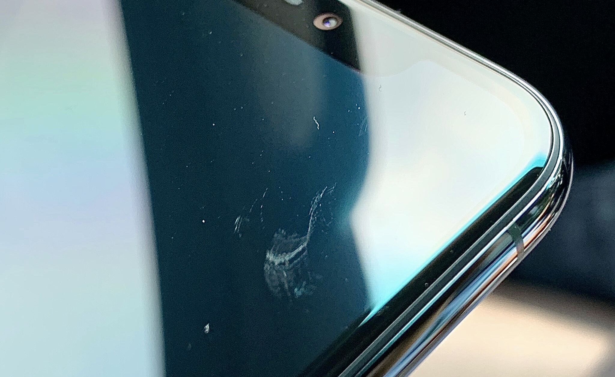 Do new iPhones scratch easily?