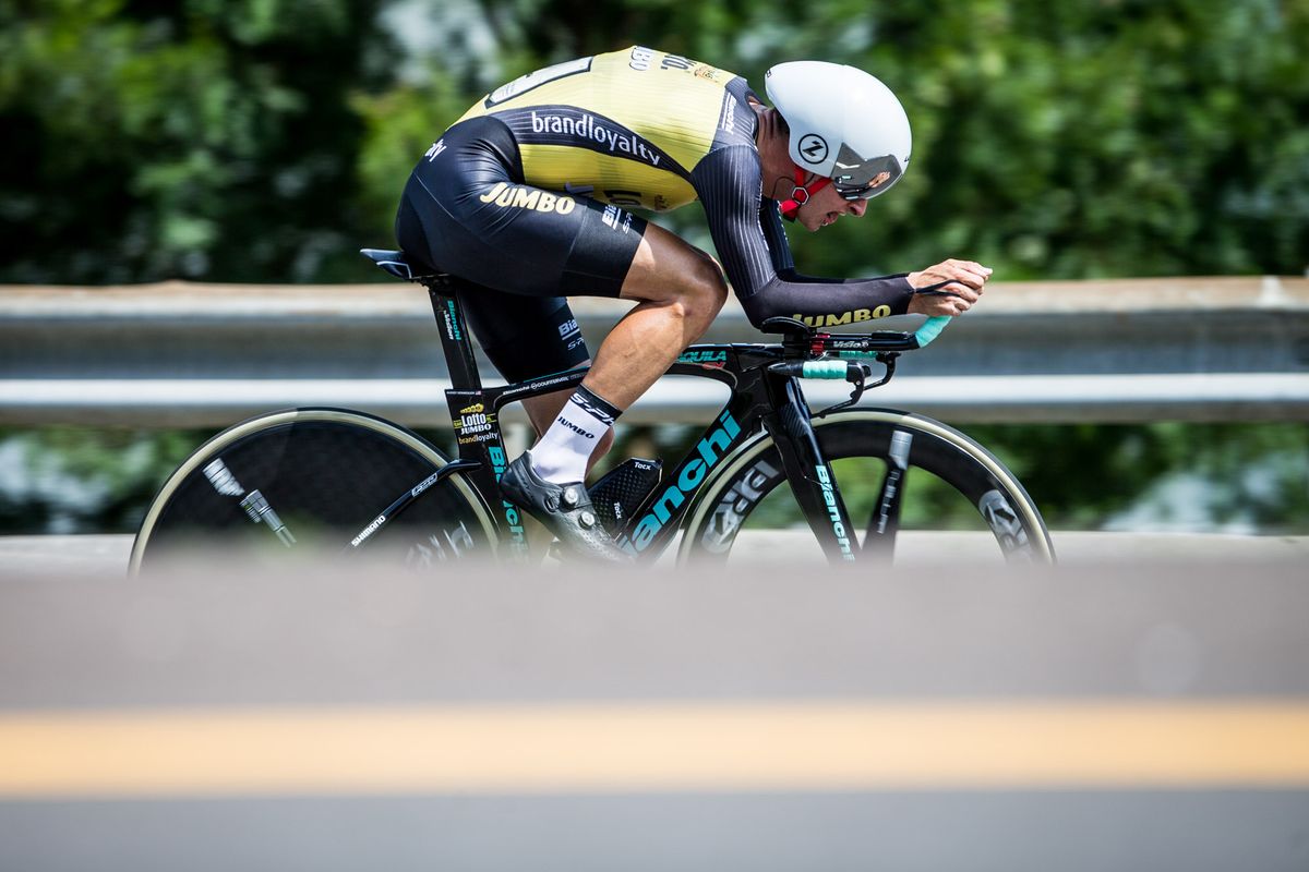 Alexy Vermeulen (Lotto-Jumbo) riding into seventh place.