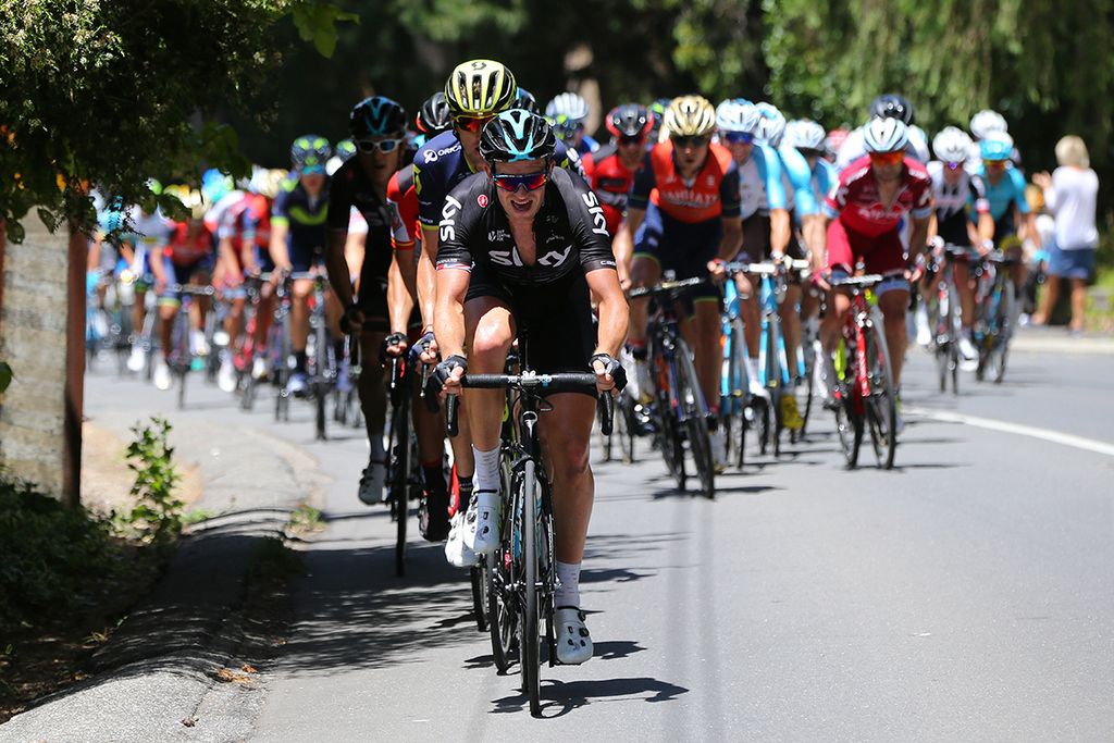 Ian Stannard (Team Sky) setting a formidable pace