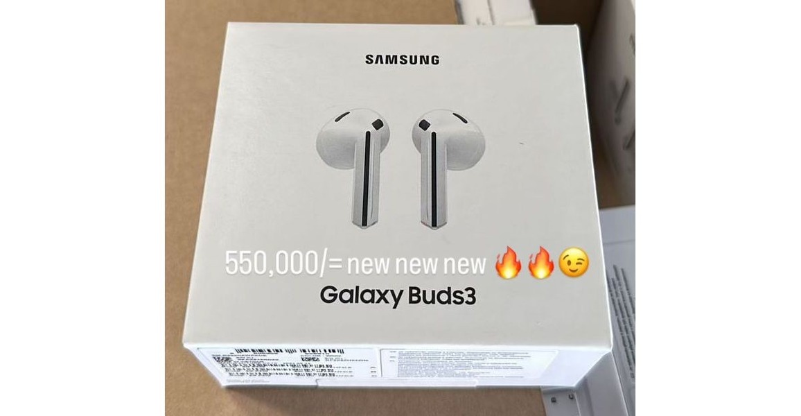 Galaxy Buds 3 retail packaging