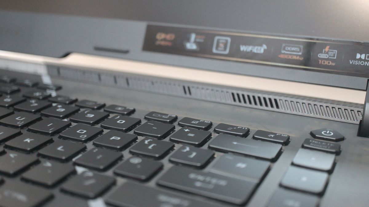 ASUS ROG Strix Scar G533