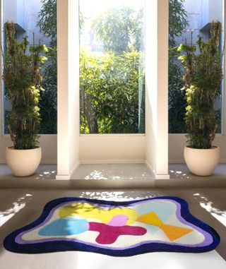 Ikona rug by Karim Rashid for Sosomo rugs
