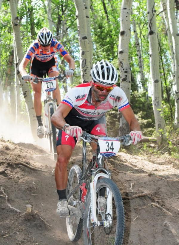 Sam Jurekovic (Sho-Air) followed by Barry Wicks (Kona)