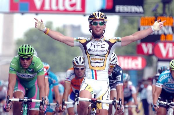 Mark Cavendish (HTC-Columbia) won easing up