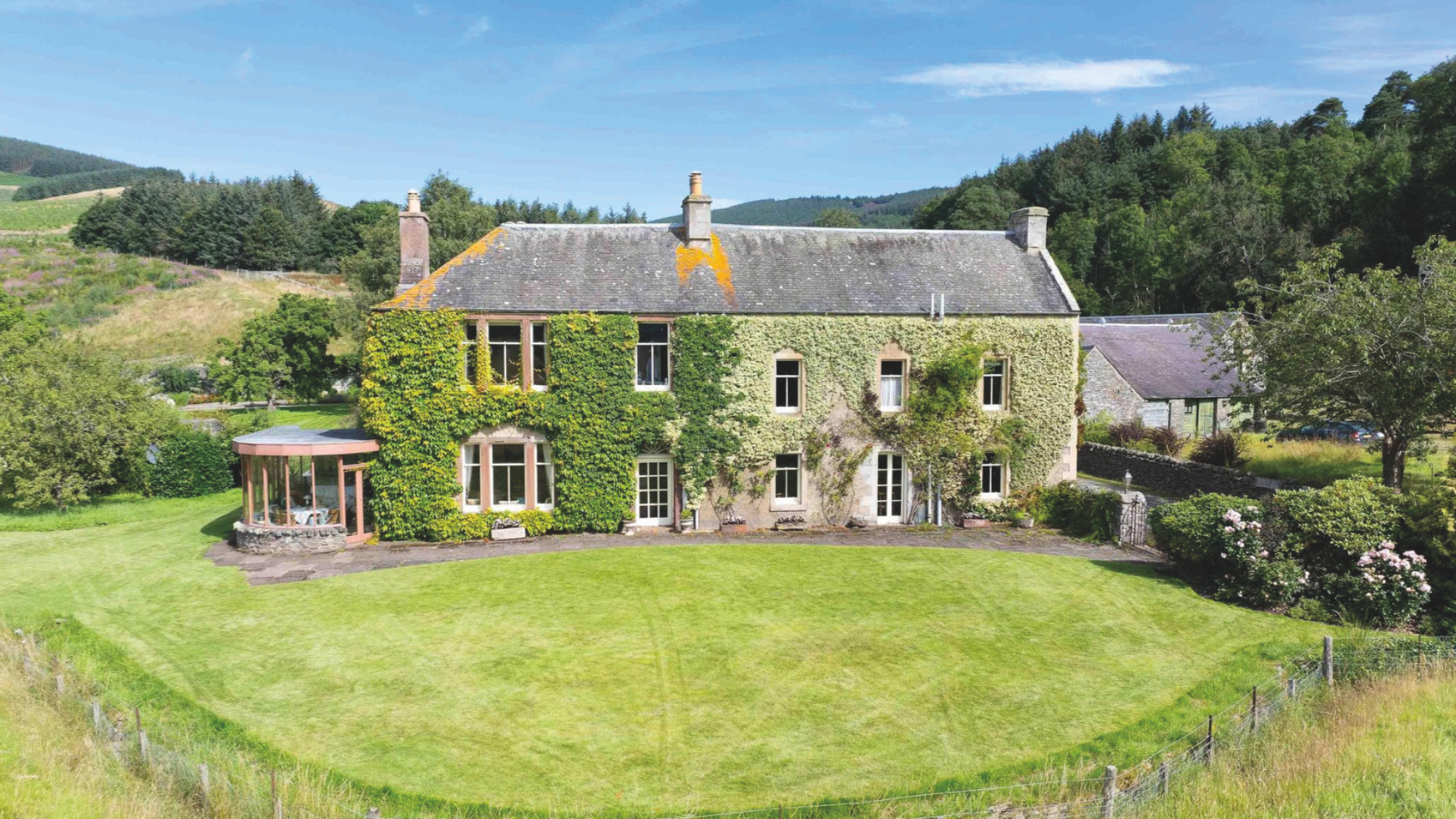 Nether Horsburgh Farmhouse, Innerleithen, Scottish Borders