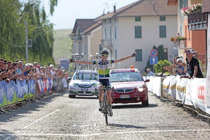 Shara Gillow (Orica-AIS) wins the final stage at the Giro del Trentino