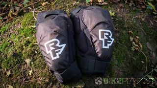 Race Face Ambush knee pad review