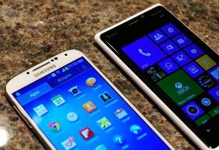 Samsung Galaxy S4 versus Nokia Lumia 920