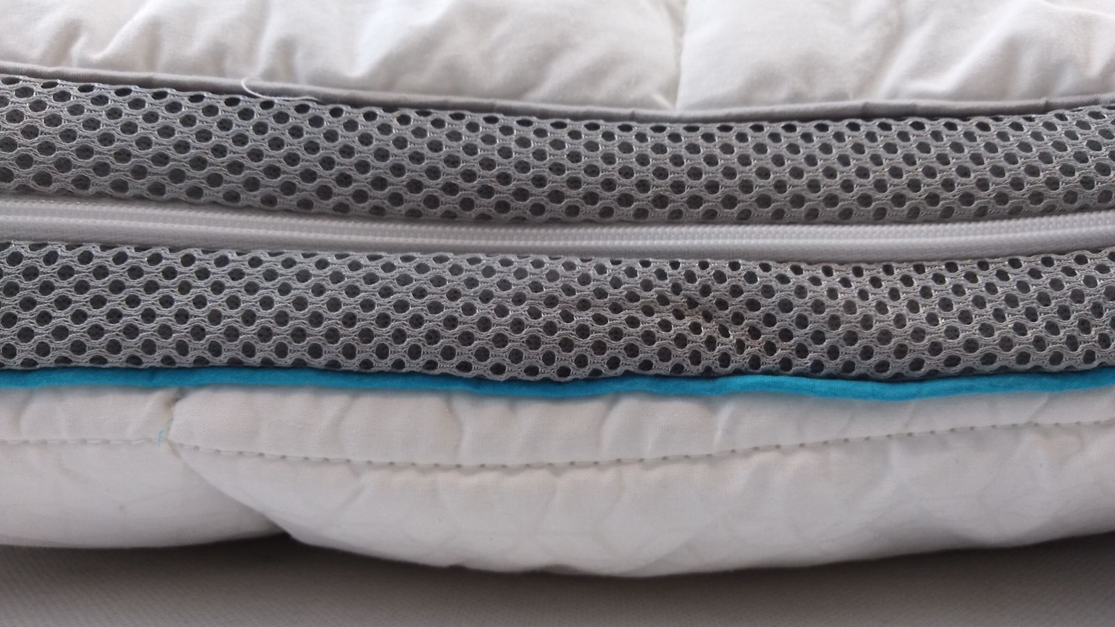 Simba Hybrid Pillow review does a customisable pillow make sense? T3
