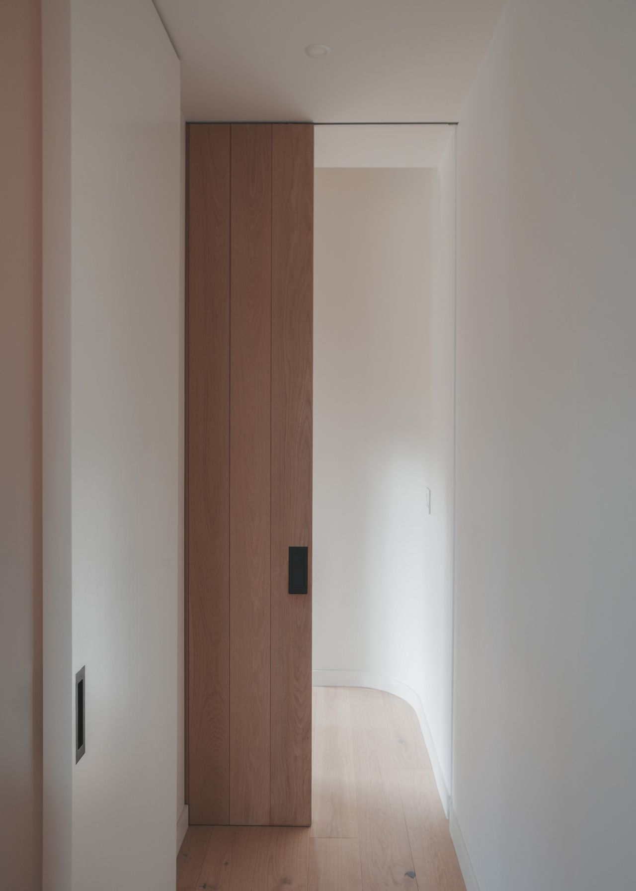 Details and views of the Thistle Creek House