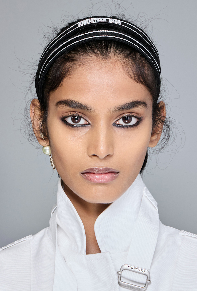 SS25 Dior runway beauty look