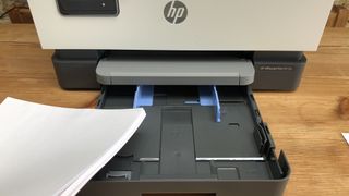 HP OfficeJet Pro 9015e/9010e: Tray