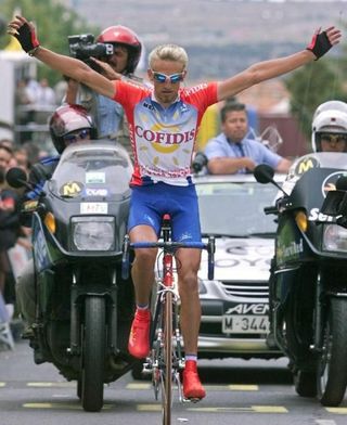 Franck Vandenbrouck wins stage 19 of the 1999 Vuelta in Avila
