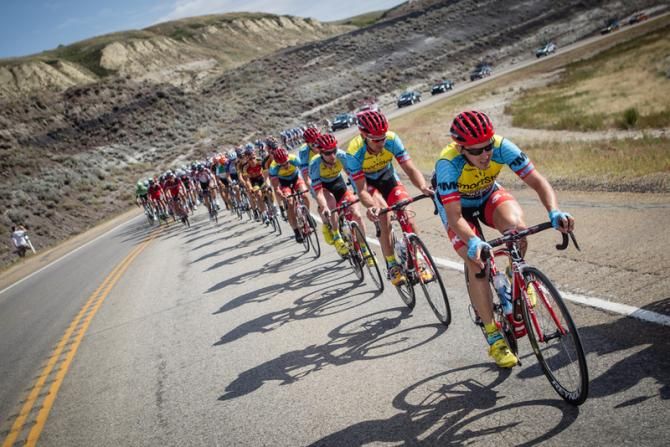 SmartStop p/b Mountain Khakis came to the front to try to get time back on the break.