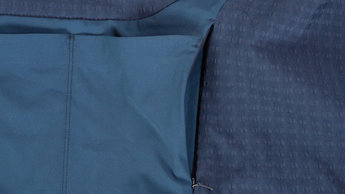 7Mesh Seton jersey right side zippered pocket