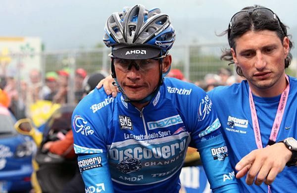 Paolo Savoldelli (Discovery Channel) still has to make up over five minutes on Ivan Basso if he is to defend his title.