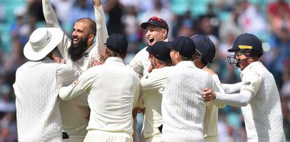 Moeen Ali hat-trick at The Oval