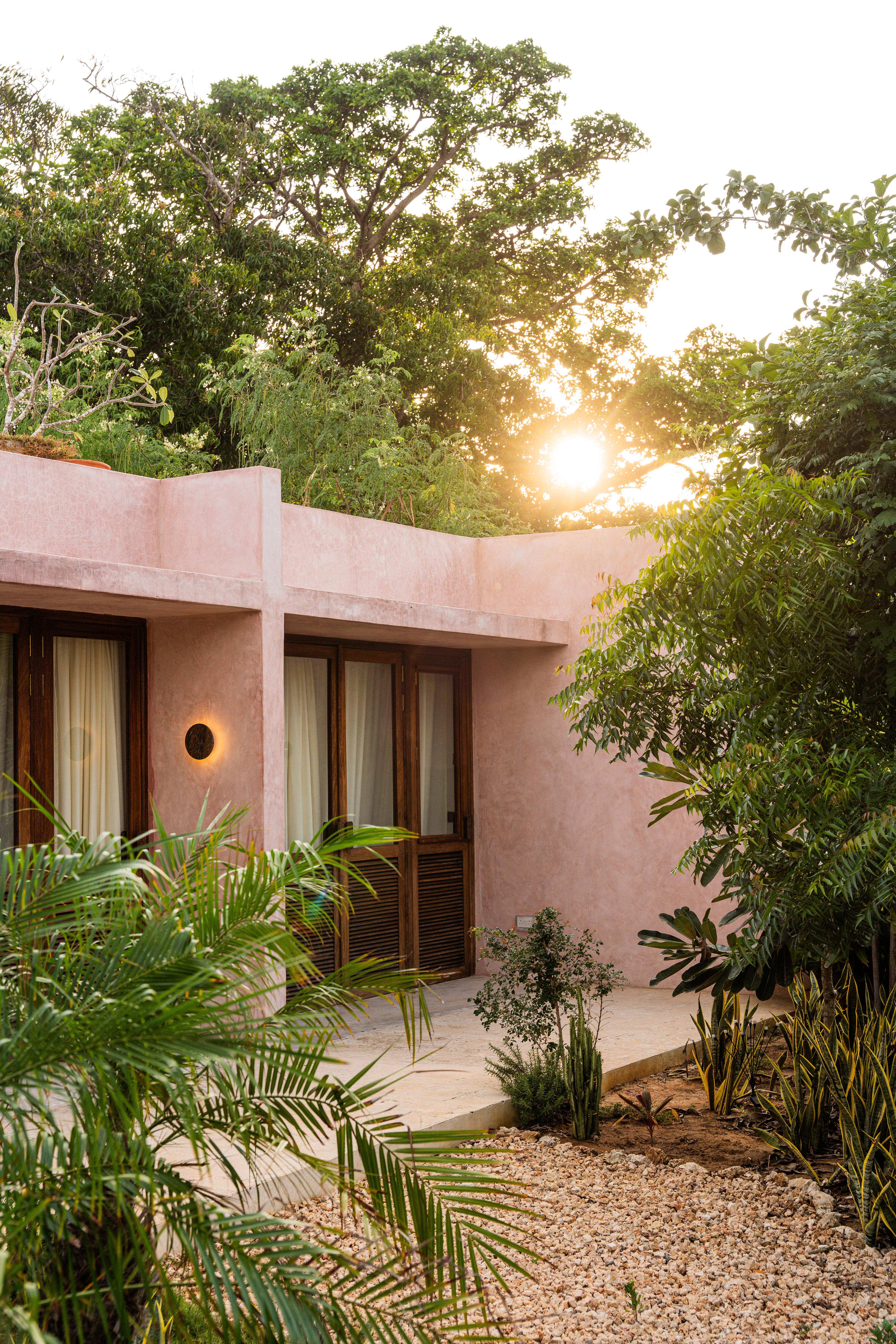 Ua House by Studio Mehta
