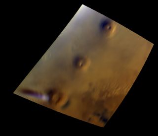 A second instrument aboard Mars Express captured this image of the strange cloud in visual and infrared light on Sept. 17, 2018.