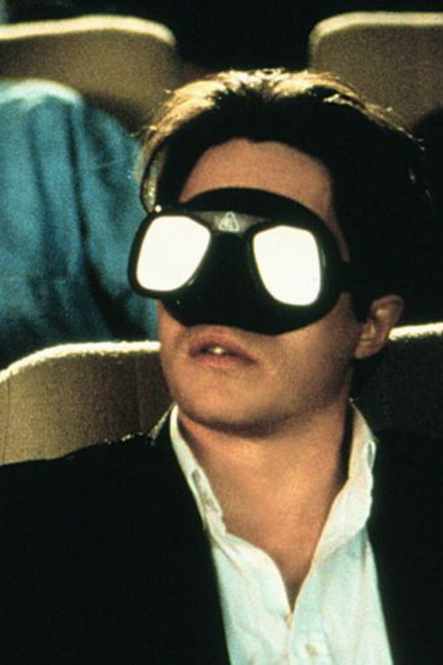 30-bespectacled-characters-on-film-22-1556696043-hDV9-column-width-inline
