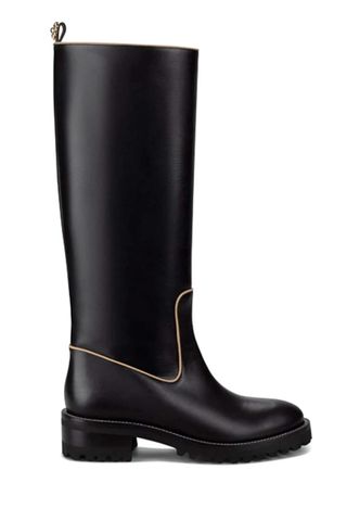 tall black boots with small heel, winter boots