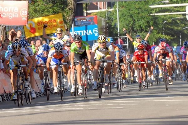 Freire came up fast to take third.