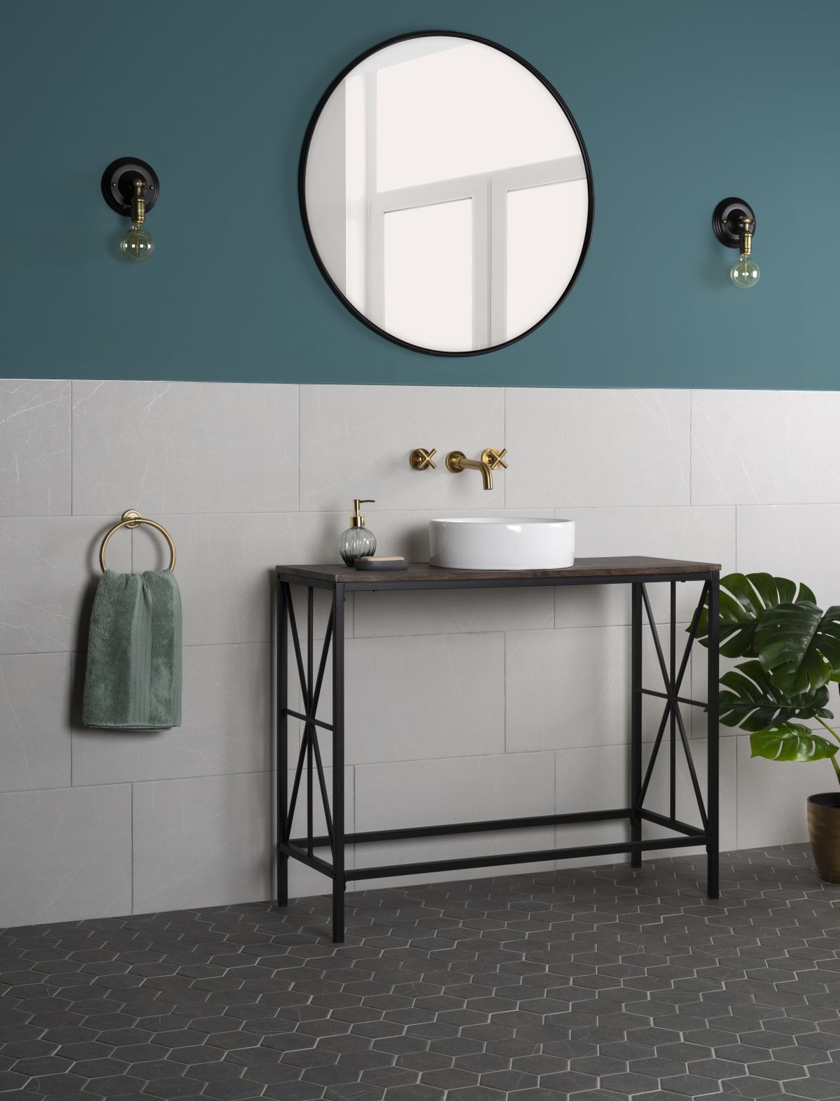 16 Bathroom Lighting Ideas to Spark a Stylish Design Homebuilding