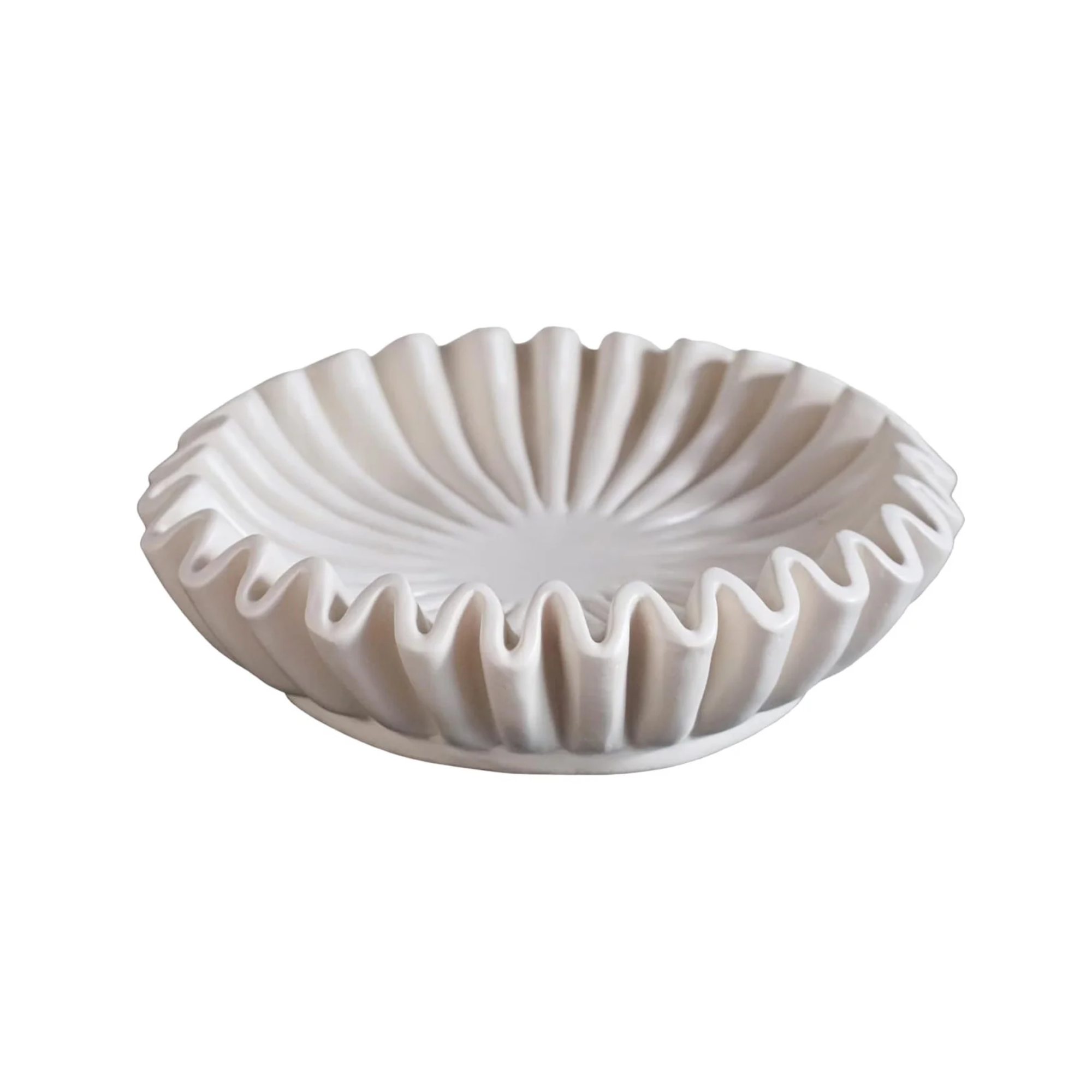 white ruffled decorative bowl