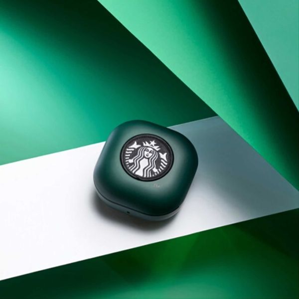 Samsung and Starbucks collaborate on new cases