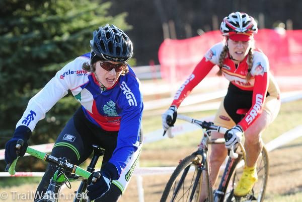Sally Annis (Crossresults.com) leads Mo Bruno-Roy through one of the countless turns
