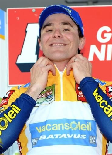 Borut Bozic (Vacansoleil Pro Cycling Team) dons the Etoile de Bess&egrave;ges leader's jersey.
