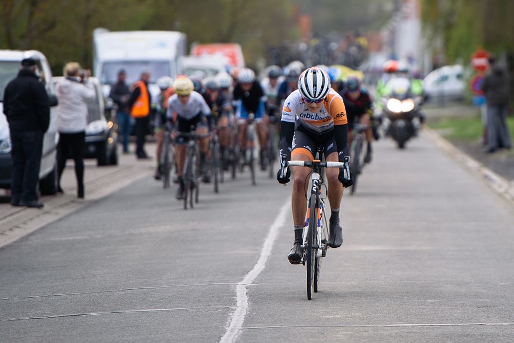 Jeanne Korevaar (Rabo Liv) attacks at Dwars door de Westhoek 2016