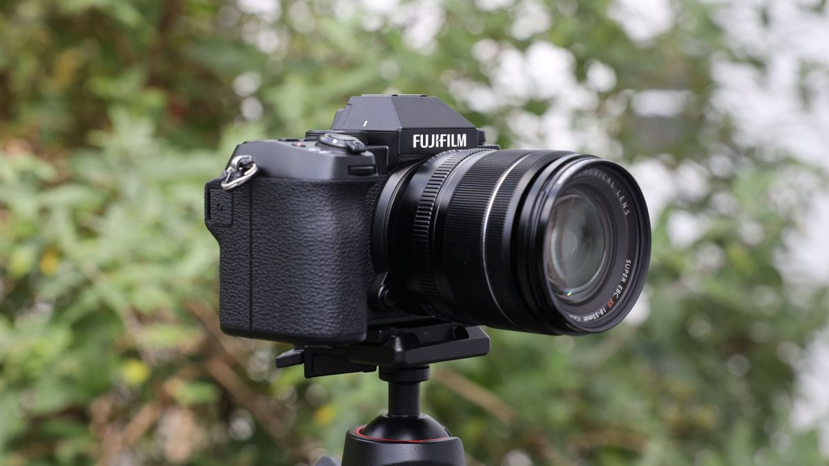 Fujifilm X-S20 camera