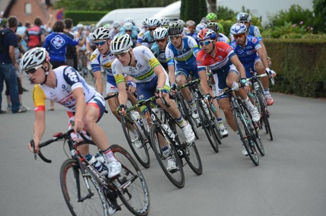 Gert Dockx sets the pace with Luke Durbridge on his wheel