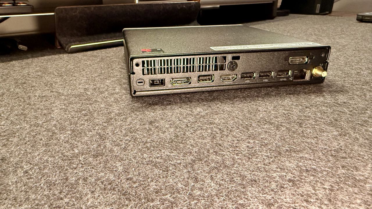 Lenovo | ThinkCentre neo 50q QC