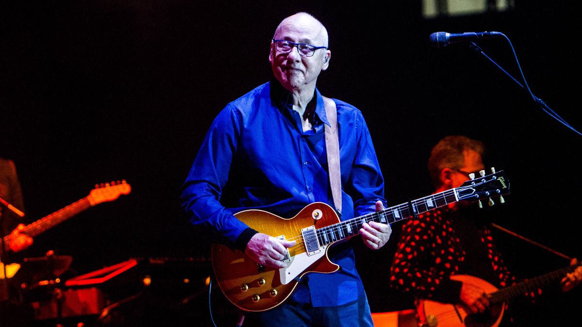 Mark Knopfler is now using Kemper Profiling Amps onstage