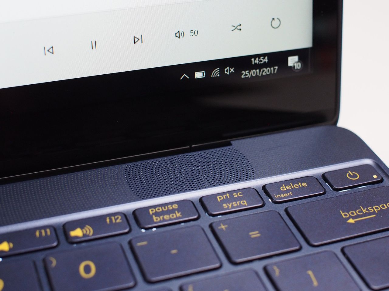Zenbook 3