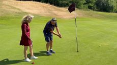 Katie Dawkins being given unsolicited advice