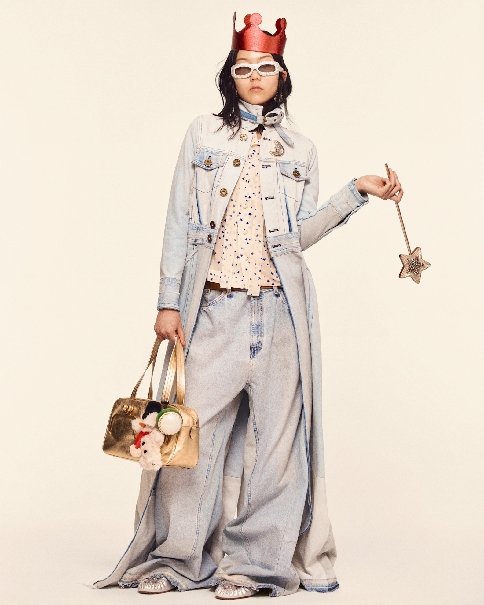 A model wore Elle Fanning&#039;s look for Coach Resort 2026