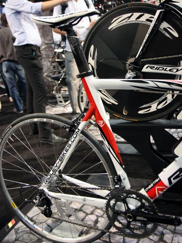 Upgrades to the 2011 Cheetah include a new teardrop-profile seat tube and matching carbon fiber seatpost.