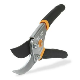 Fiskars Traditional Bypass Pruner, Steel Blade and Non-Slip Handle