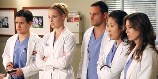 T.R. Knight, Katherine Heigl, Justin Chambers, Sandra Oh, and Ellen Pompeo in Grey's Anatomy
