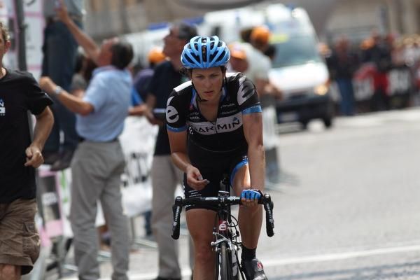 Diagnosed with a broken wrist, Lucy Martin (Garmin-Cervelo)