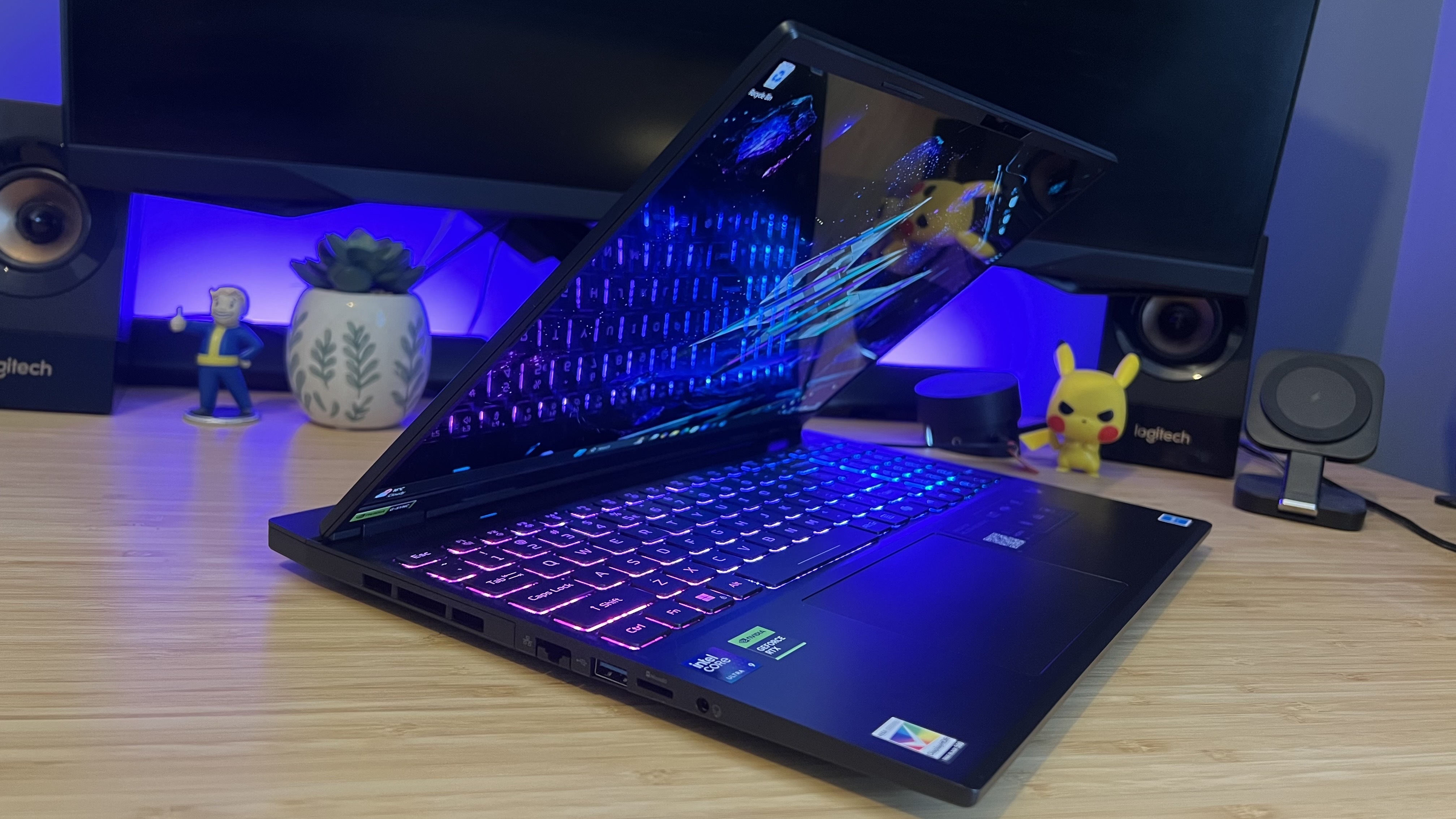 Acer Predator Helios Neo 16S AI gaming laptop on a wooden desk