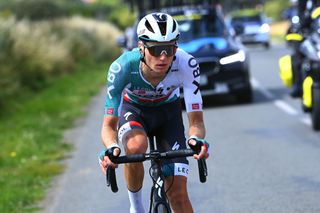 Aleksandr Vlasov (Bora-Hansgrohe) is the highest-ranking Russian on the UCI road rankings but is listed without a country on results